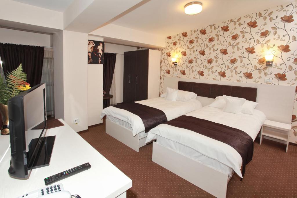 West Plaza Hotel Bucareste Quarto foto